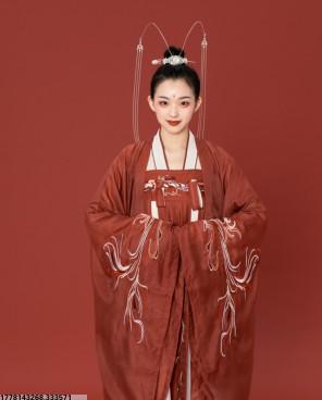 丹尼·比顿